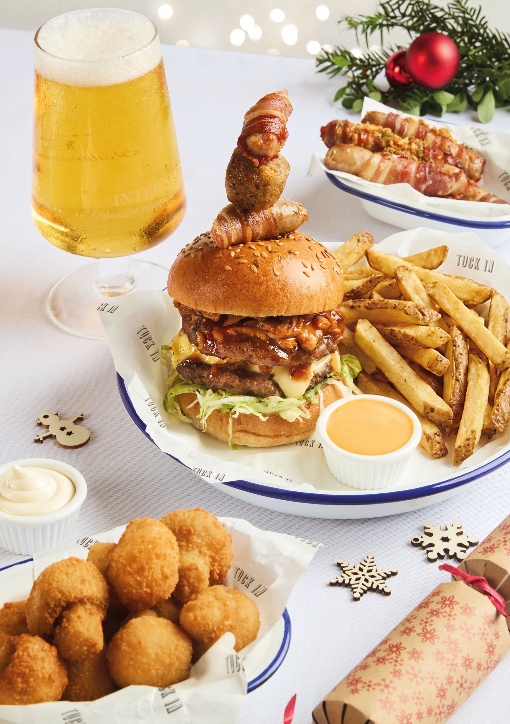 Festive Lunch & Dinner at The Llangewydd Arms in Bridgend